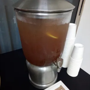 Lemon Iced Tea <i>homemade with fresh lemon</i>