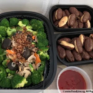 Broccoli with Mixed Mushroom