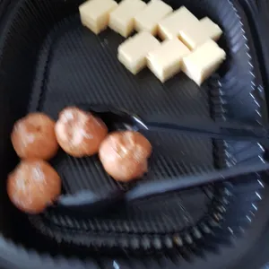 Assorted French Pastries (V) <i>chocolate éclair, cream puff, cheesecake</i>
