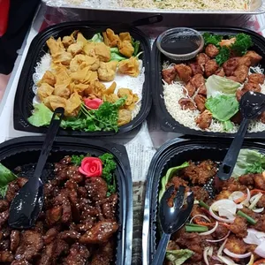 什锦炒米粉 Assorted Fried Bee Hoon