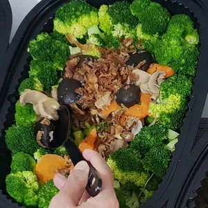 Broccoli with Mixed Mushroom