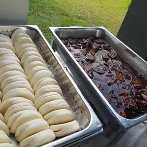 扣肉馒头 Braise Pork w/ Bun