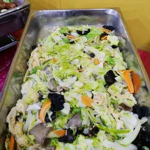 香炒素根包菜 Cabbage w/ Assorted Mushroom (NEW)