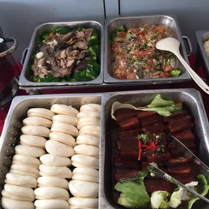 扣肉包 Chinese Bun w/ Stewed Pork