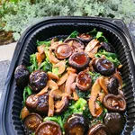 香菇芥兰 Kailan w/Mushrooms