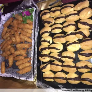 Mini Chocolate Éclair