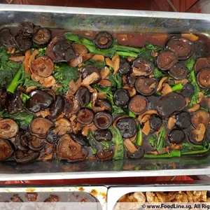 香菇芥兰 Kailan w/Mushrooms