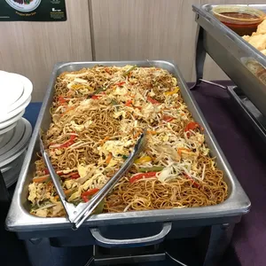 Hong Kong Fried Egg Noodles 香港炒面