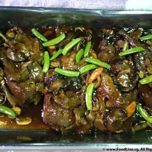 香菇烩扒鸭 Braised Duck w/ Mushroom