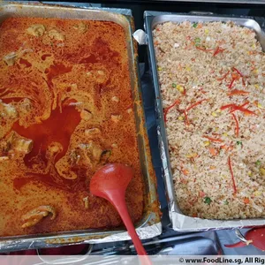 Curry Chicken • 咖哩鸡(Chef's Recommended)