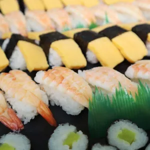 Signature Maki & Sushi Platter