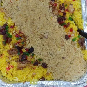 Thai Style Pineapple Fried Rice 泰式黄梨炒饭