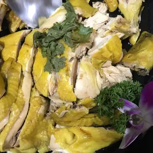 Salted Kampong Chicken 盐水菜园鸡