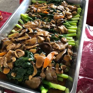 三菇芥兰 Kailan w/ Assorted Mushroom (NEW)
