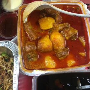 咖喱鸡 Signature Curry Chicken