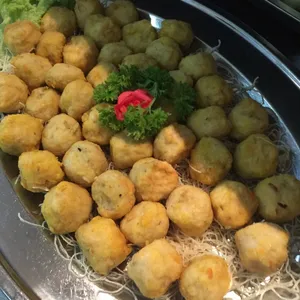 Deep Fried Sotong Ball • 苏东丸
