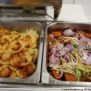 Baked Half Shell Scallop w/ Cheese