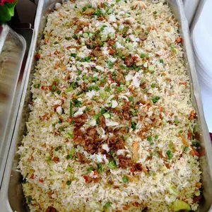 蟹肉咸鱼炒饭 Fried Rice w/ Crabmeat & Salted Fish