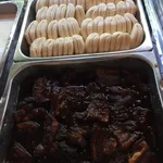扣肉馒头 Braise Pork w/ Bun
