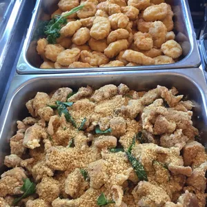 麦片鸡丁 Chicken w/ Cereal