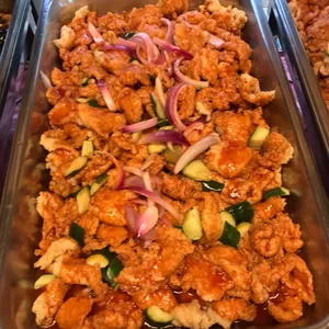 酸甜鸡丁 Sweet & Sour Chicken