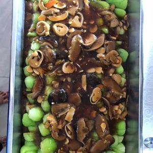 蚝油青菜 Green Vegetable w/ Oyster Sauce