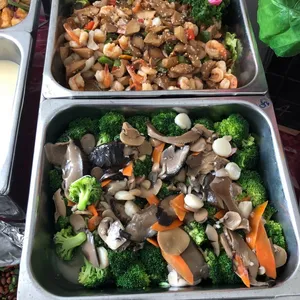 鸡腿菇蒜茸虾球(去壳) Garlic Prawn w/ Mushroom (De-Shell) (NEW)