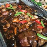 香菇烩扒鸭 Braised Duck w/ Mushroom