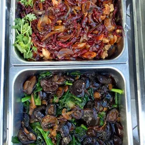 香菇芥兰 Kailan w/Mushrooms