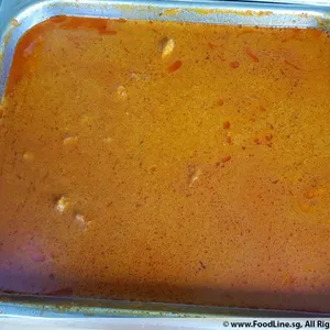 Signature red curry chicken with baby potatoes 招牌咖喱鸡