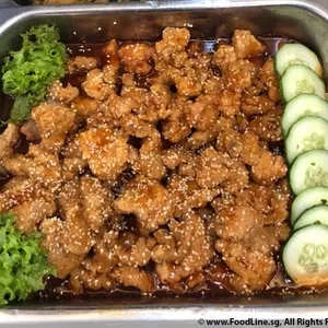 Honey Sauce Pork •排骨王(Chef's Recommended)