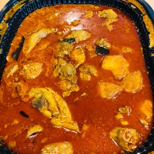 Curry Chicken with Potato 椰香咖哩鸡