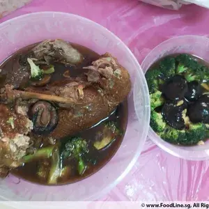 1x Stewed Duck with Chestnuts (Half) 栗子焖鸭 @$20