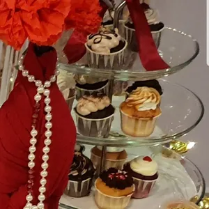 1x Happy Mix Cupcakes @$28