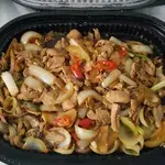 Sliced Chicken with Onions and Ginger