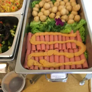 Assorted Turkey Ham & Cold Platter 杂锦火腿片拼盘