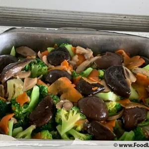 Broccoli w/ Mushroom • 双菇兰花(Chef's Recommended)