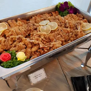 Crispy Chicken w/ Lemon Sauce 柠檬酱香酥鸡扒