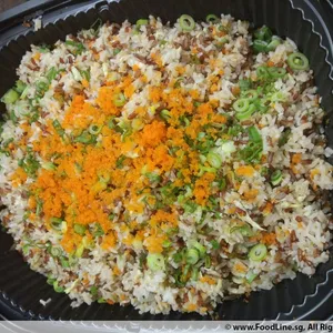 Fried Two Type Rice with Caviar 鱼子鸳鸯炒饭