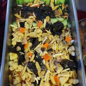 Mixed Vegetable w. Mushroom鲜菌杂锦蔬菜