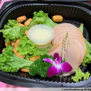 X’mas Platter <i>(Chicken Honey Ham & Mini Sausages)</i>