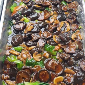 香菇小白 Siow Peh w/ Mushroom