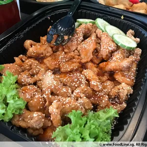 Honey Sauce Pork •排骨王 (Chef's Recommendation)