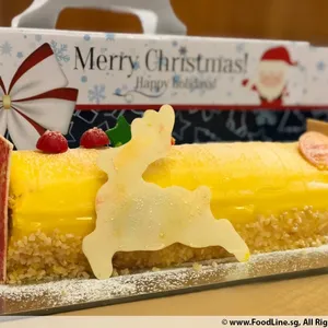 Mango Cream Log Cake