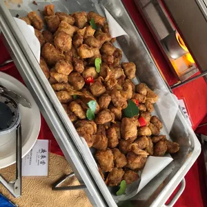 Crisp fried prawn rolls 虾枣