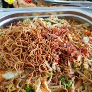 Hong Kong Fried Noodle 彩椒香港面