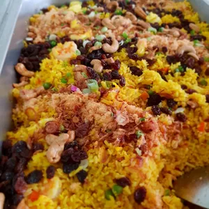 Thai Style Pineapple Fried Rice 泰式黄梨炒饭
