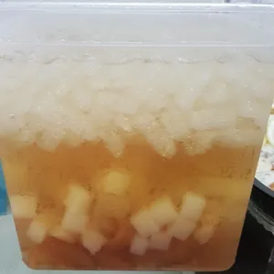 Chilled Sea Coconut, Aloe Vera and Nata De Coco 芦荟 雪耳果冻 海底椰