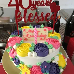 1x Floral Flow @$40.9 (Size : 7 Inch (7-10 pax)) (Flavours: Chocolate) (Eggless : No) (Big Candles : 9) (Small Candles : 9)