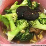 Mushrooms with Broccoli